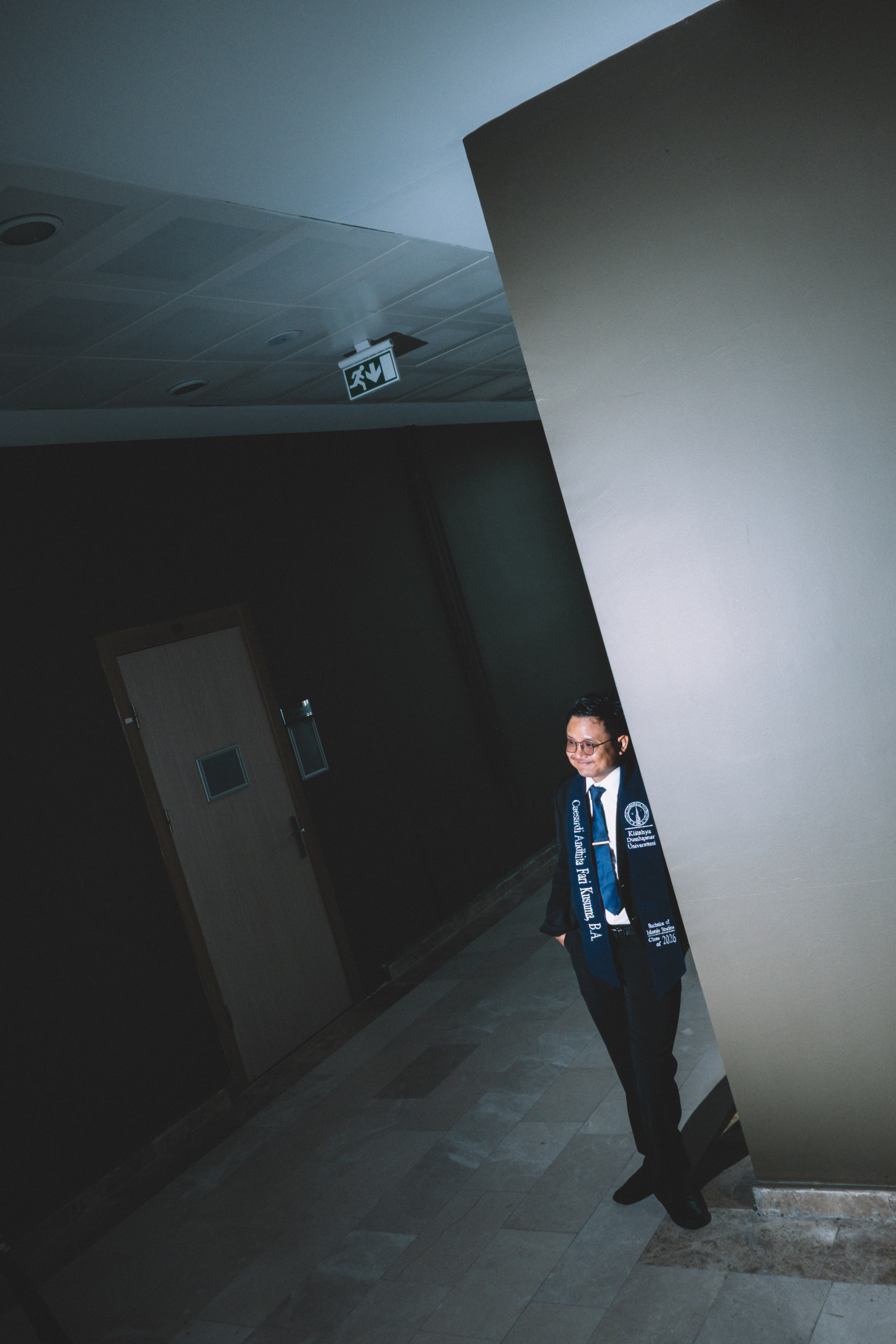 Graduation portrait CAESA // 04 by Hakam Magdea